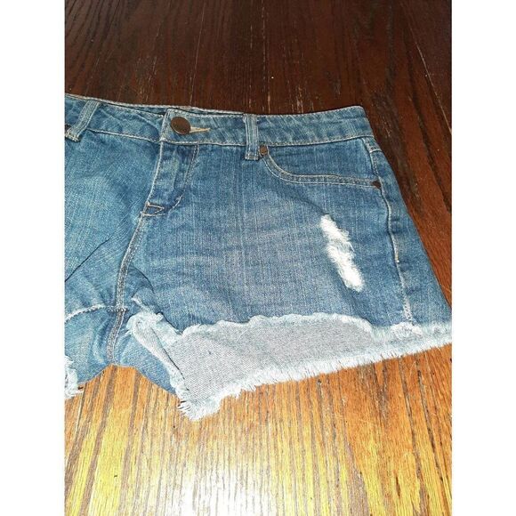Waist Size 26 Harper Blue Denim Distressed Blue Jean Daisy Dukes Booty Shorts - Picture 2 of 6